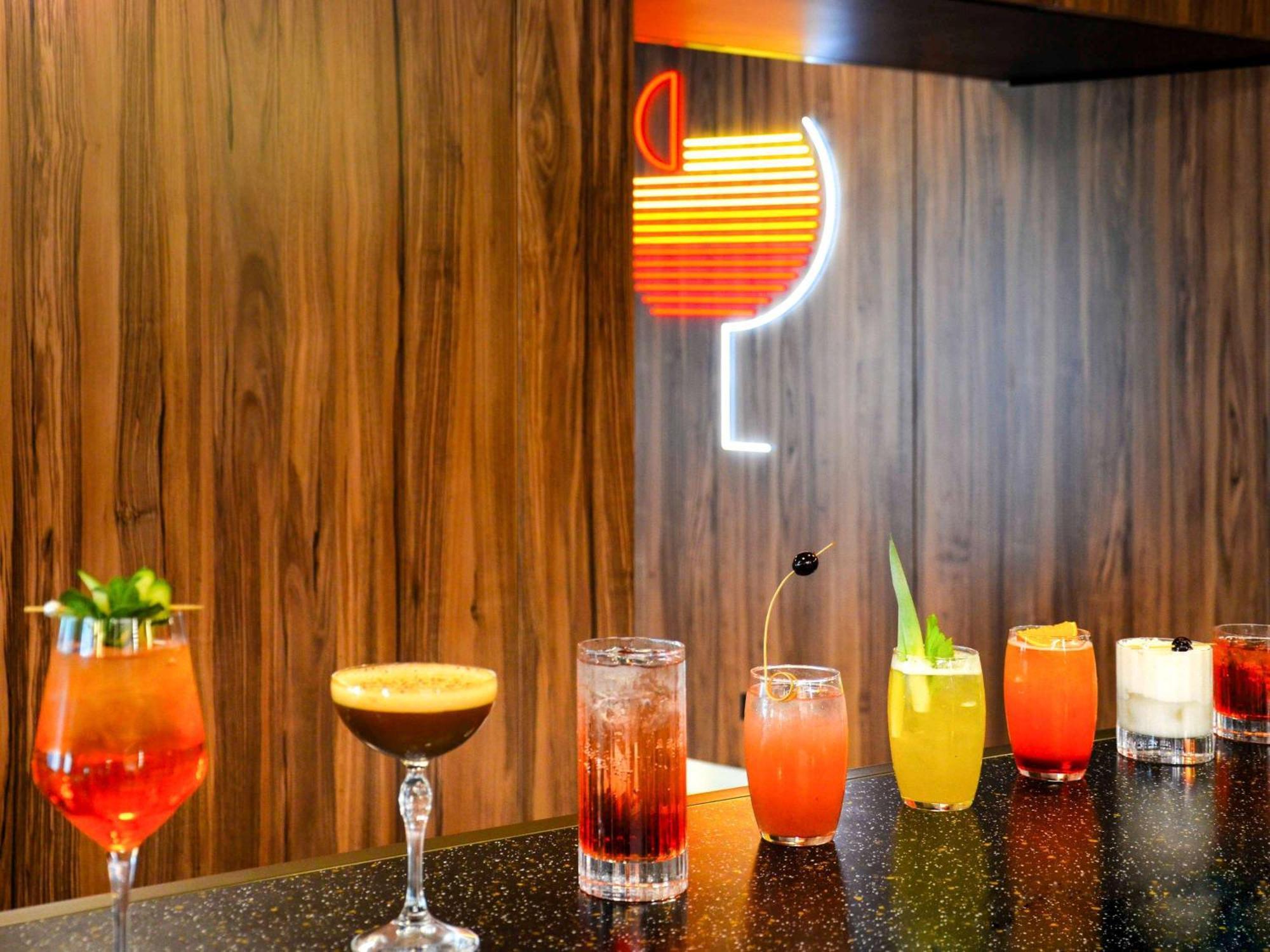 Hotel Pullman Paris Montparnasse Esterno foto